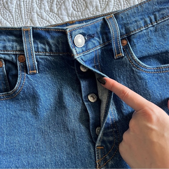 Levi's Premium - Wedgie Straight Fit - Jive Stonewash Medium Wash - Picture 5 of 13